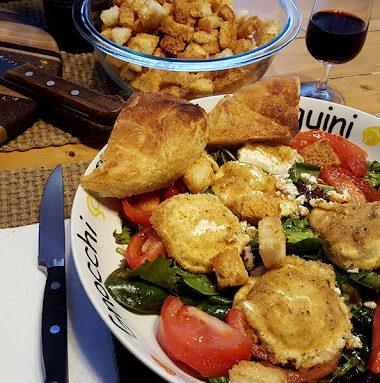 baked goat cheese salad